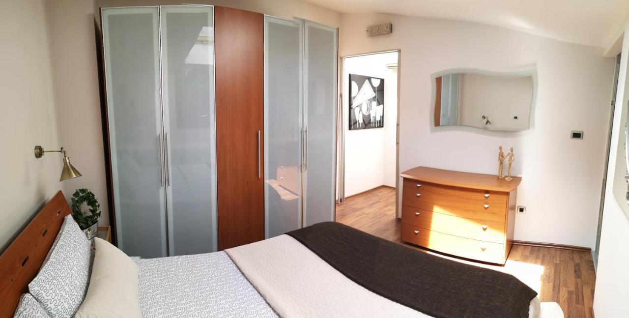 Arena Design Apartments With Free Private Parking And With A Terrace Pula Buitenkant foto