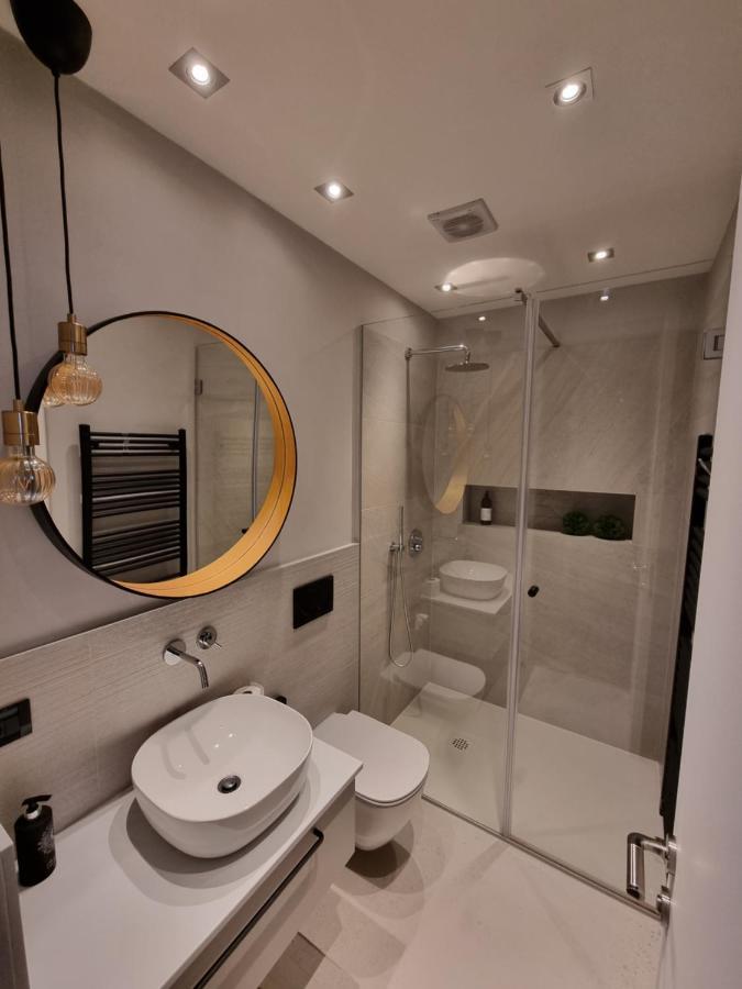 Arena Design Apartments With Free Private Parking And With A Terrace Pula Buitenkant foto