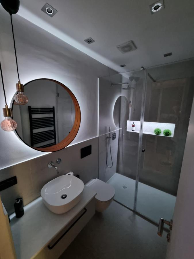Arena Design Apartments With Free Private Parking And With A Terrace Pula Buitenkant foto
