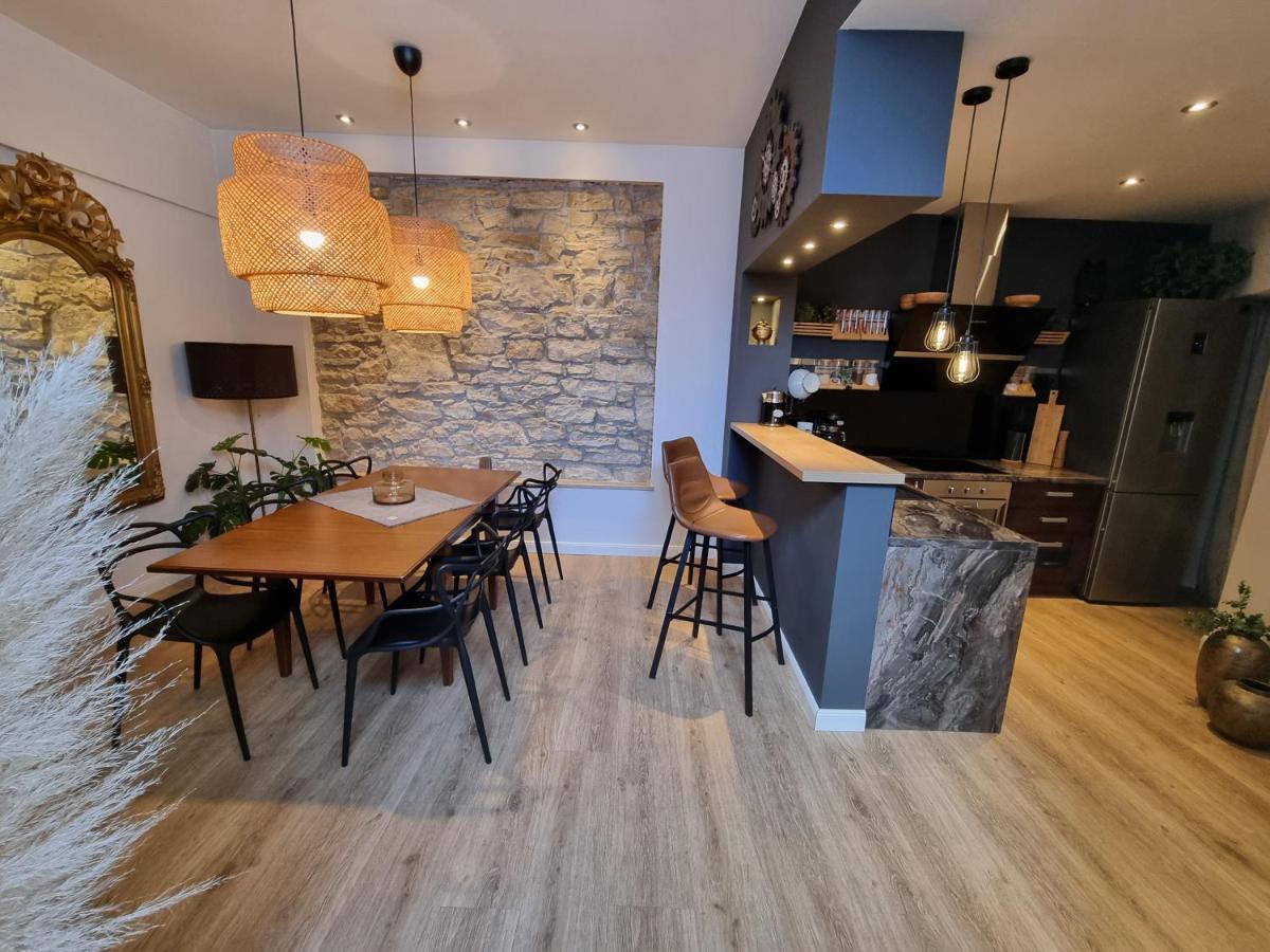 Arena Design Apartments With Free Private Parking And With A Terrace Pula Buitenkant foto