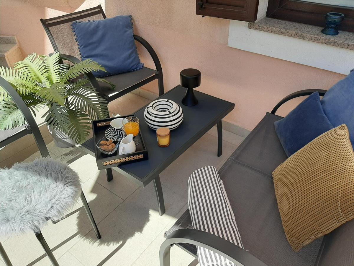 Arena Design Apartments With Free Private Parking And With A Terrace Pula Buitenkant foto