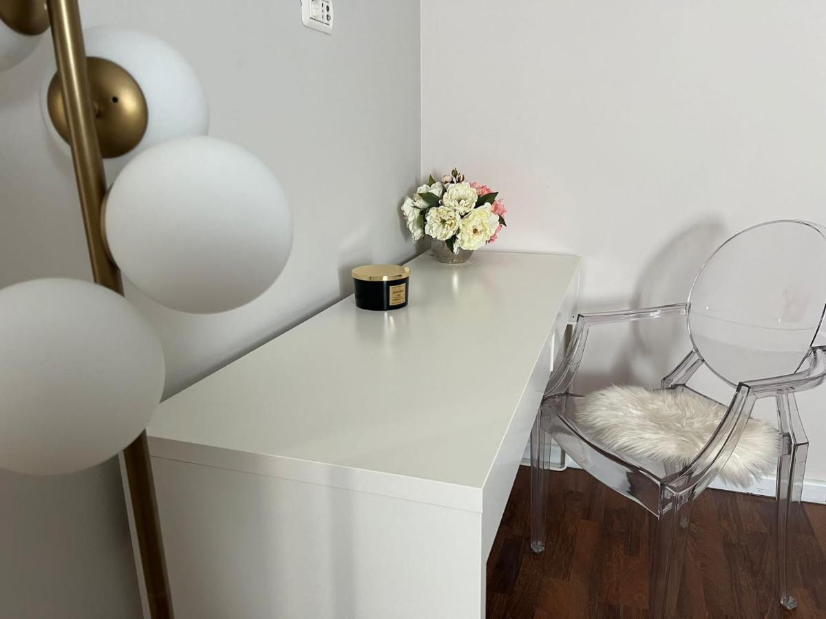 Arena Design Apartments With Free Private Parking And With A Terrace Pula Buitenkant foto