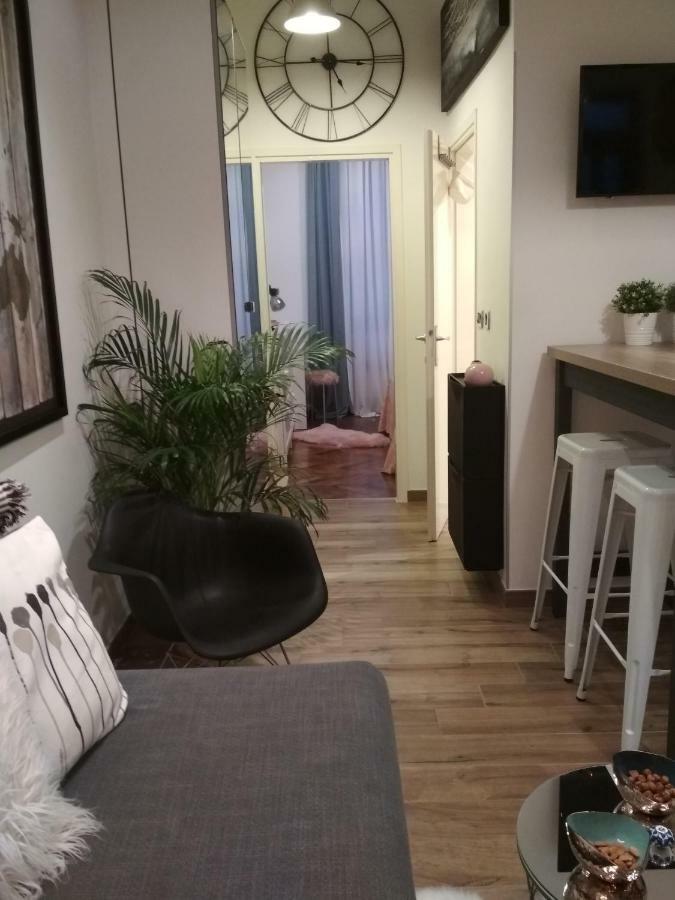 Arena Design Apartments With Free Private Parking And With A Terrace Pula Buitenkant foto